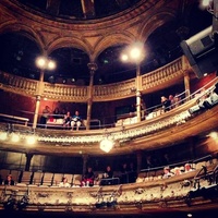 Bouffes du Nord Theater, Parigi