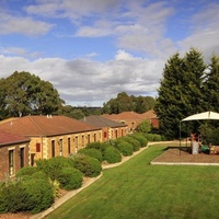 Country Club Villas, Launceston