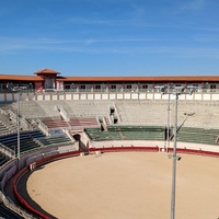 Arenes, Béziers