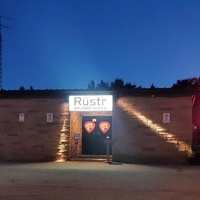 Rüstr Music Hall, Sarnia