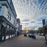 Manhattans Pizza and Pub, Burlington, VT