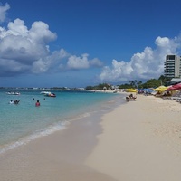 Seven Mile Beach, West Bay