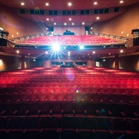 Churchill Theatre, Londra