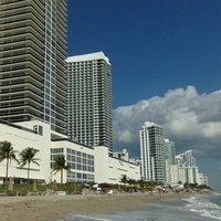 Hallandale Beach, FL