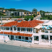 Country Club, Shoal Bay