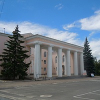 Ukrainskii Muzykalno-Dramaticheskii Teatr, Luhansk