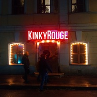 Kinky Rouge, Mosca